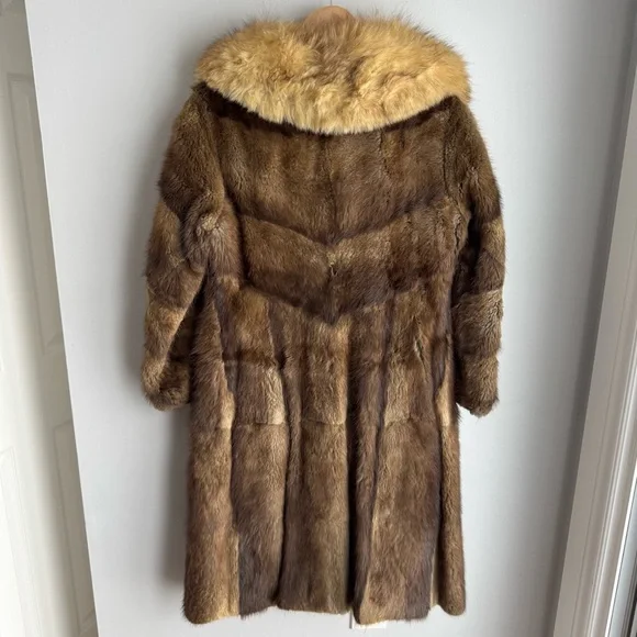 Vintage 70s Penny Lane Raccoon Fur Coat Fox Collar XS/S Longline Boho Statement - Picture 11 of 16